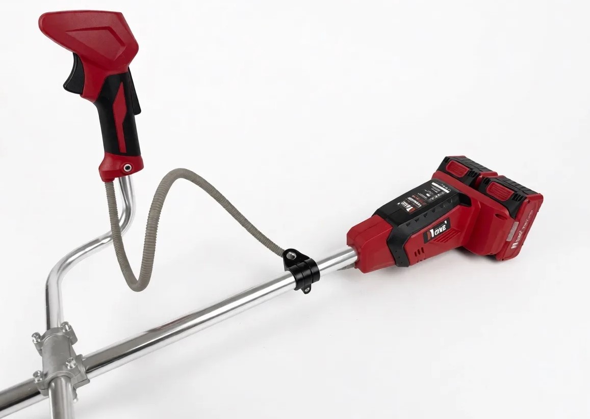 Триммер акк.бесщ.TR250-40/4.0-PRO (40(20+20Вт),2акк,4,0Ah,8000об/м,платф MAKITA) №1